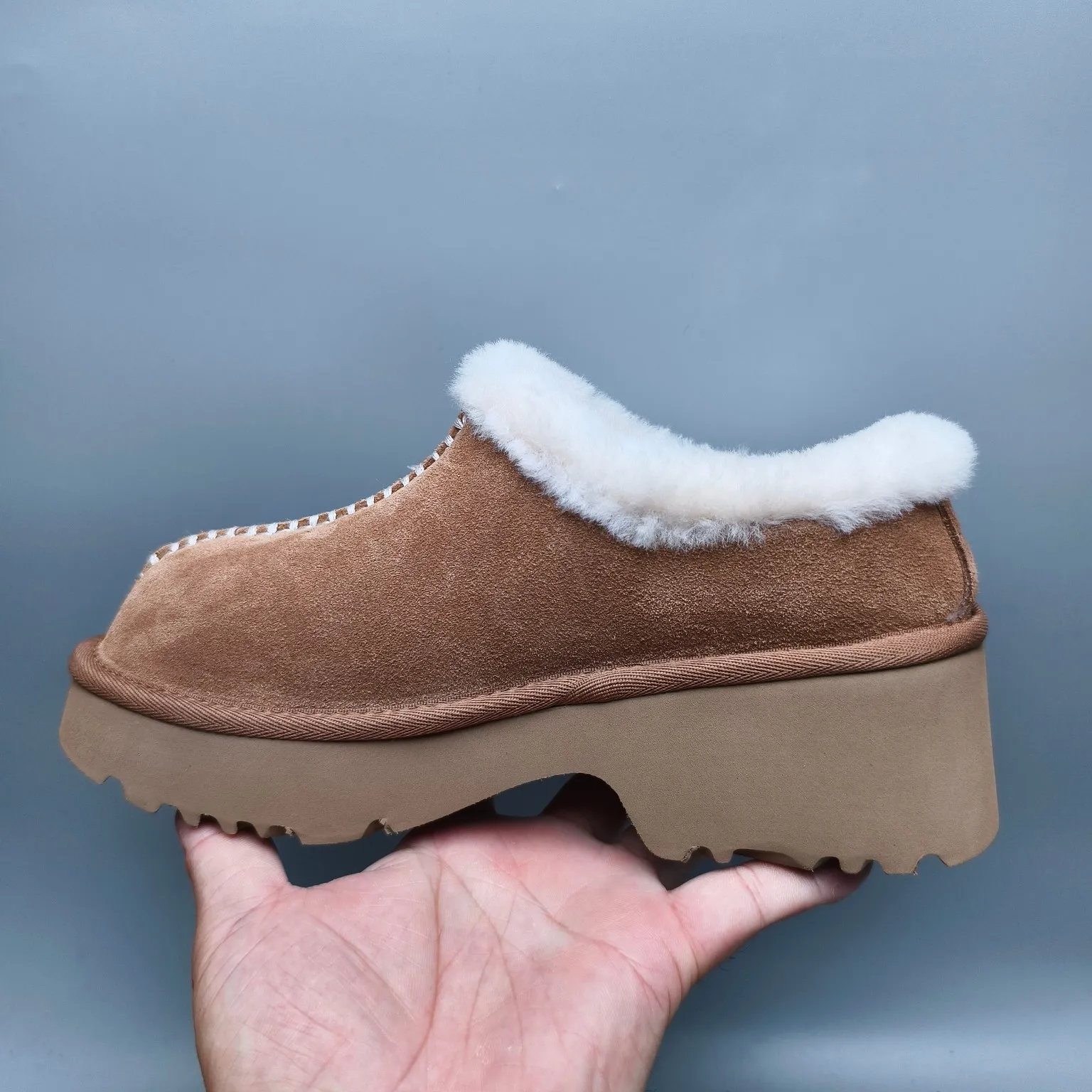 💰480 UGG sheepskin all-in-one snow boots 2510 thick-soled wedge fashion shoes Color: maroon sand walnut Matching size: 35-40